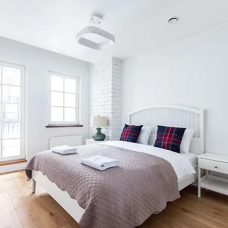 Twin 3 Bedr By Reside Baltic Apartment