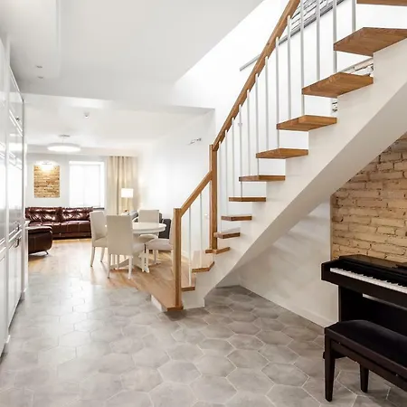 Twin 3 Bedr By Reside Baltic Apartment *